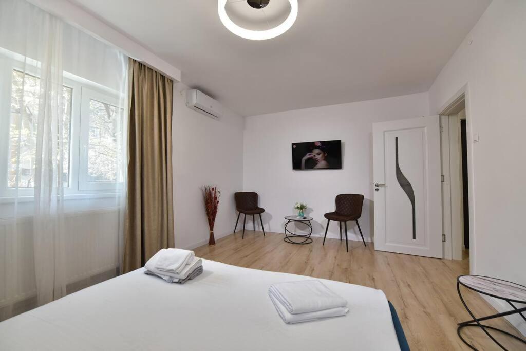 Luxury Studio / Ghencea Apartamento Bucareste Exterior foto