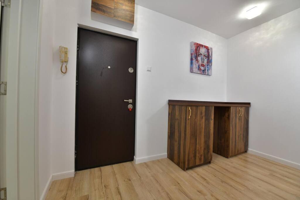 Luxury Studio / Ghencea Apartamento Bucareste Exterior foto